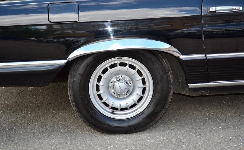 MERCEDES-BENZ SL CLASS