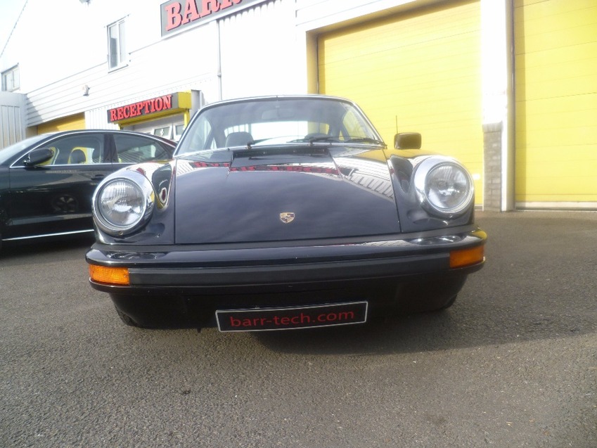 View PORSCHE 911 CLASSIC 2.7