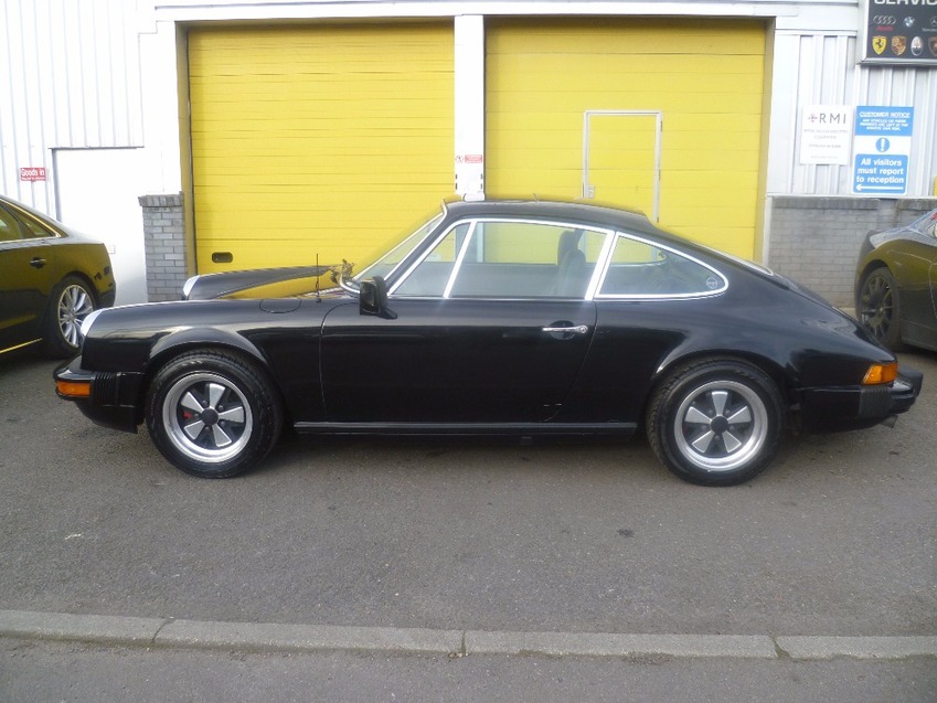 PORSCHE 911 CLASSIC