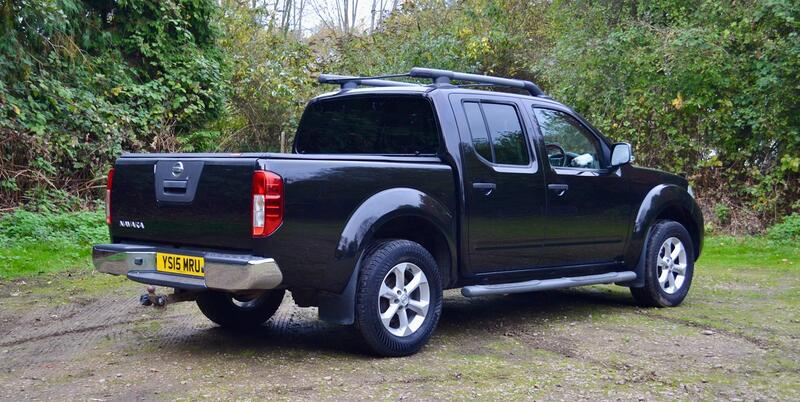 NISSAN NAVARA