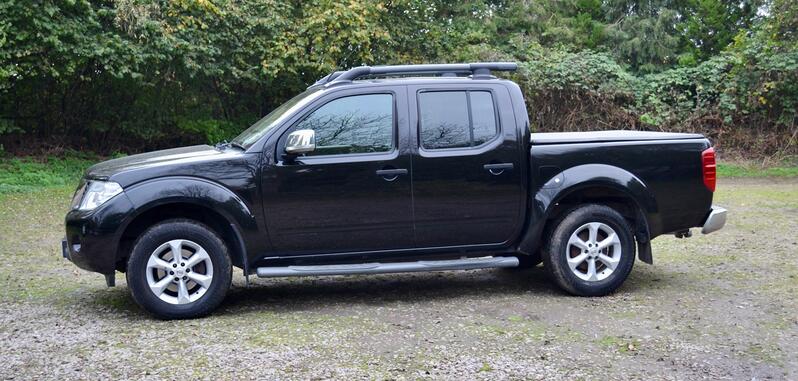 NISSAN NAVARA
