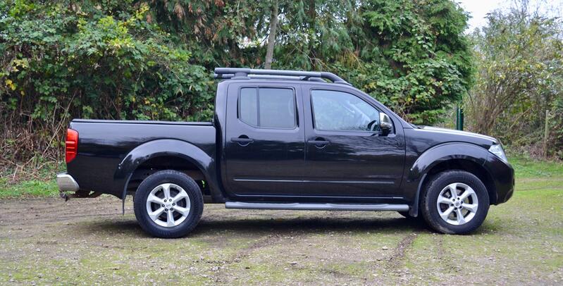 NISSAN NAVARA