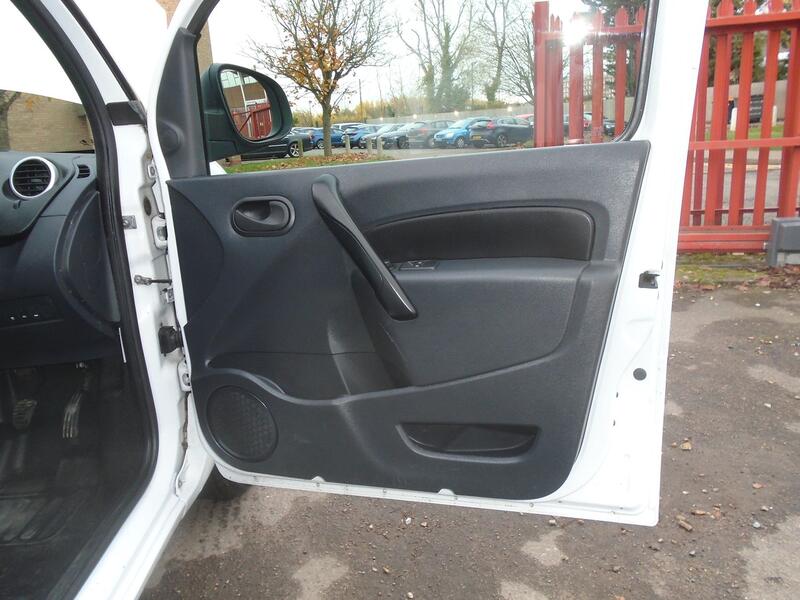 RENAULT KANGOO MAXI