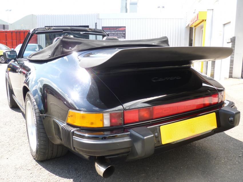 View PORSCHE 911 CLASSIC 3.2 Cabriolet