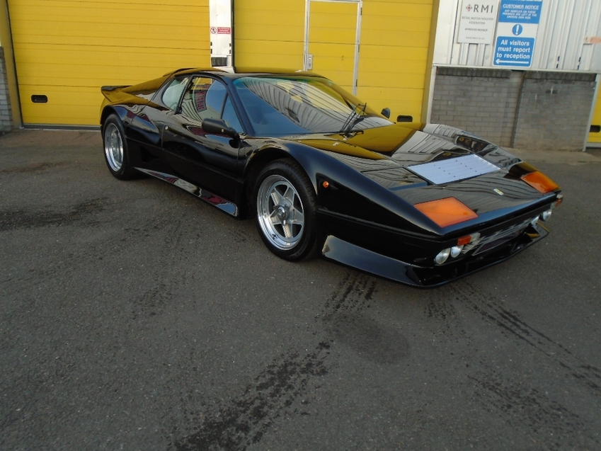 FERRARI 512