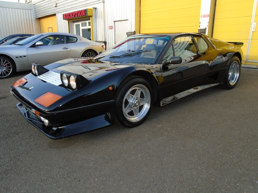 FERRARI 512