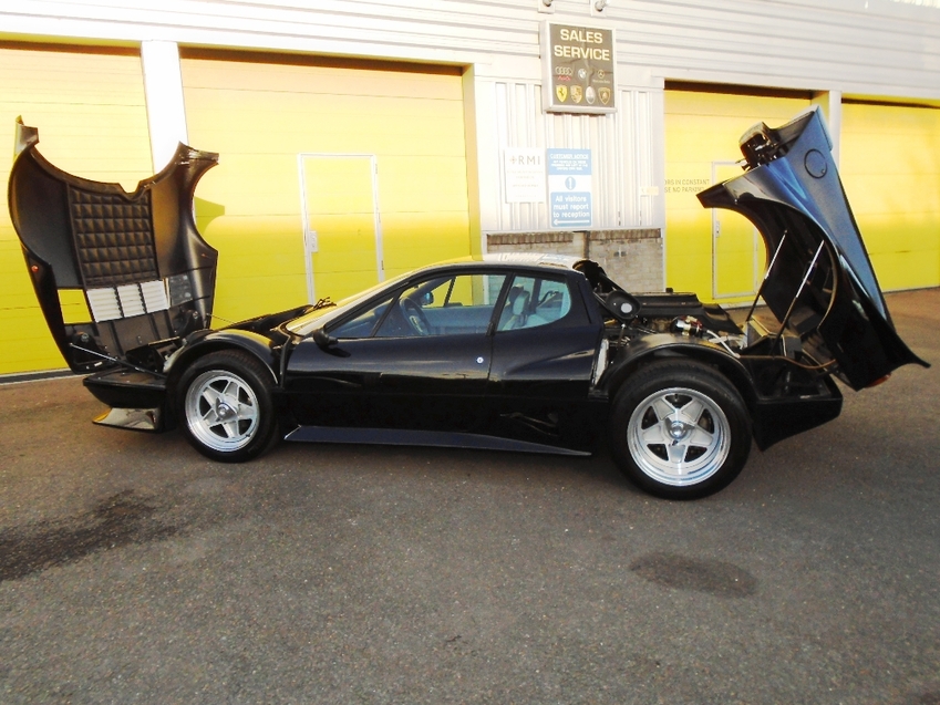 FERRARI 512