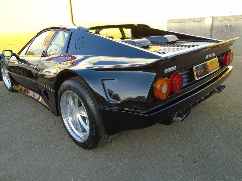 FERRARI 512