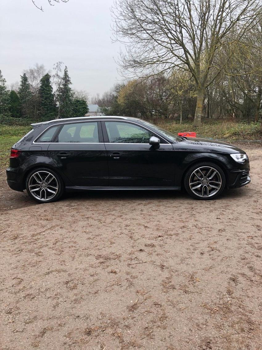 View AUDI S3 AUDI S3 2.0 TFSI S TRONIC