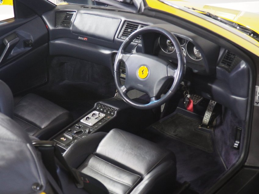 FERRARI F355