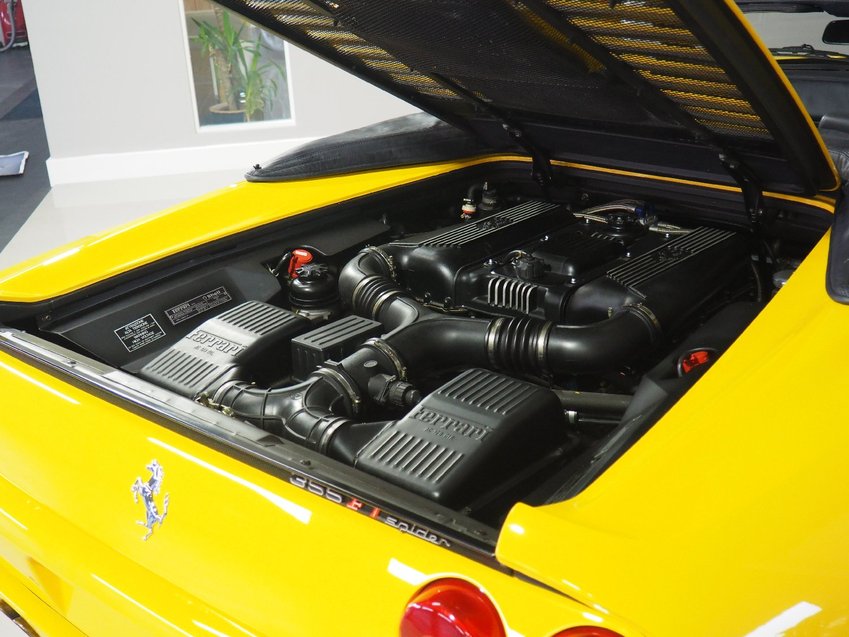 FERRARI F355