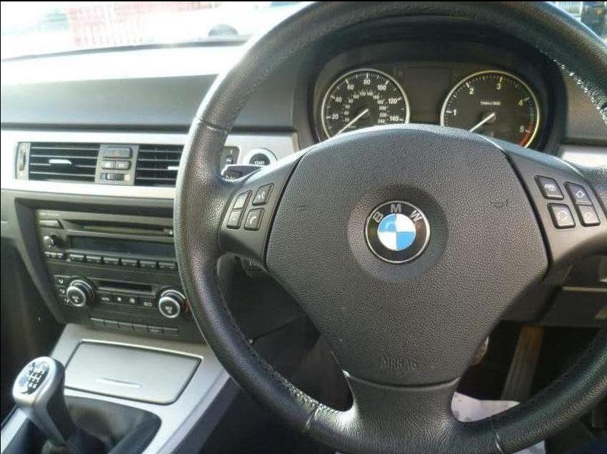 BMW 3 SERIES