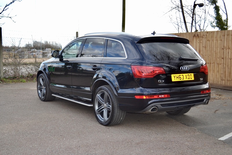 AUDI Q7