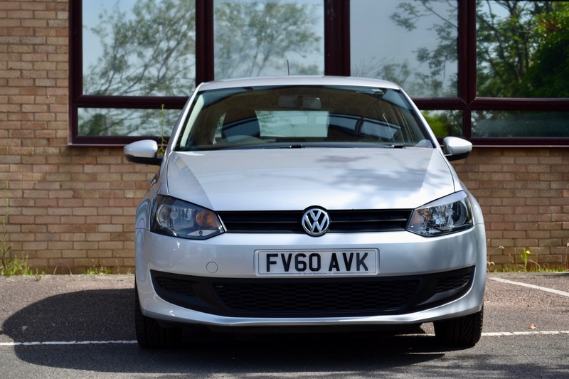 View VOLKSWAGEN POLO S