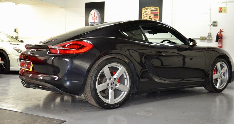 PORSCHE CAYMAN