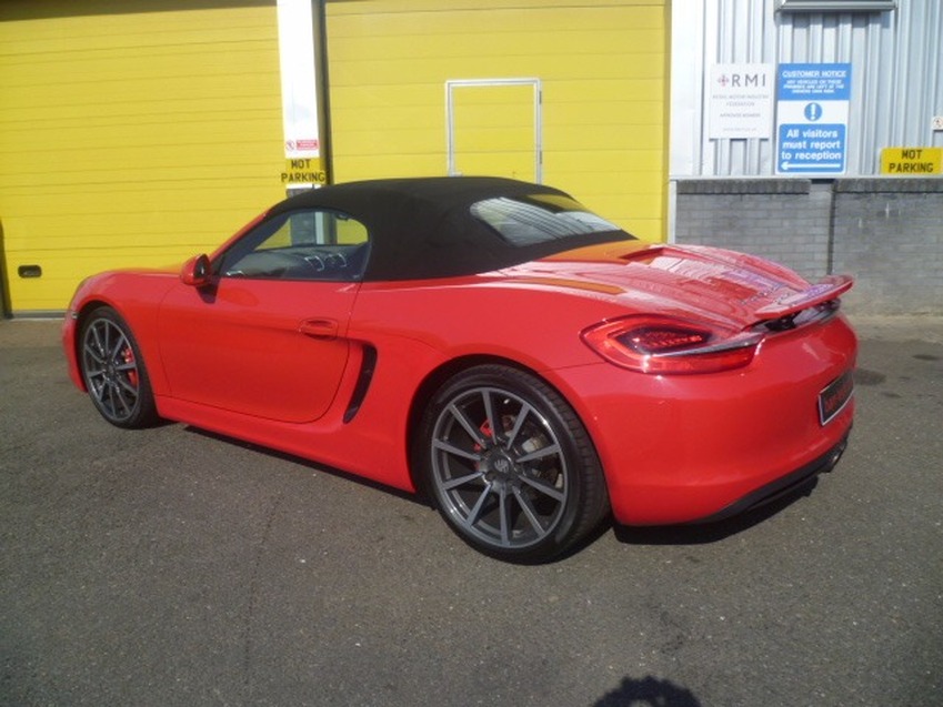 PORSCHE BOXSTER